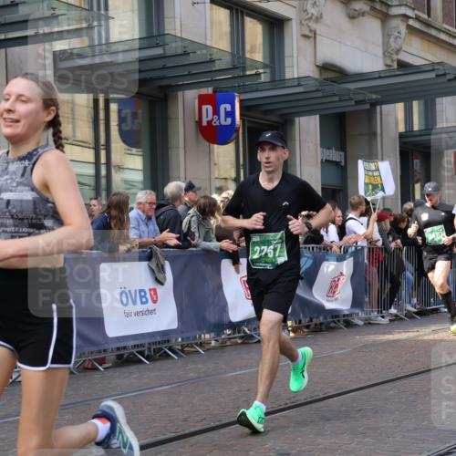 13.09.2026 - 21. swb-Marathon Bremen Strokosch-Dieckow http://msf.ph/oto/10434539 13.09.2026 13:13:20 Ziel 779, 1704, 1937, 2360, 2401, 2767, 2882, 3413, 6407, 6451, 7493, 7707, 8477, 8568, 8840, 8963, 9442, 9884, 13099, 280, 313, 621, 868, 987, 1207, 2130, 2498, 2559, 2962, 3566, 3625, 4582, 5345, 5769, 6038, 6349, 6394, 7874, 8197, 8291, 8419, 8464, 9092, 9217 meine-sportfotos.de