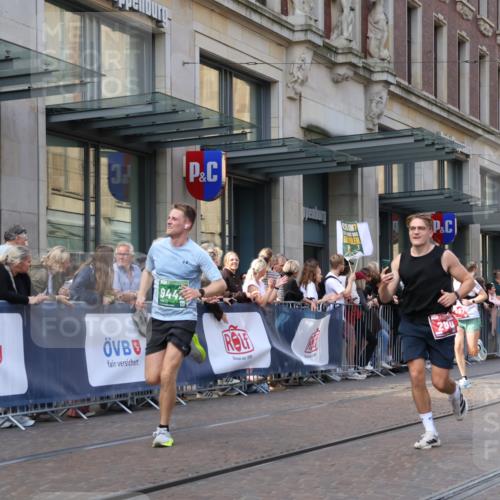 13.09.2026 - 21. swb-Marathon Bremen Strokosch-Dieckow http://msf.ph/oto/10434633 13.09.2026 13:13:24 Ziel 524, 683, 779, 1704, 1707, 1937, 2401, 2422, 2767, 2882, 3236, 3413, 5443, 6451, 7210, 7283, 7493, 7707, 8477, 8840, 9442, 9884, 13099, 280, 313, 621, 779, 987, 1207, 2130, 2360, 2498, 2962, 3566, 3625, 4582, 5345, 5769, 6038, 6394, 6407, 7874, 8197, 8291, 8464, 8477, 8568, 8963, 9092 meine-sportfotos.de