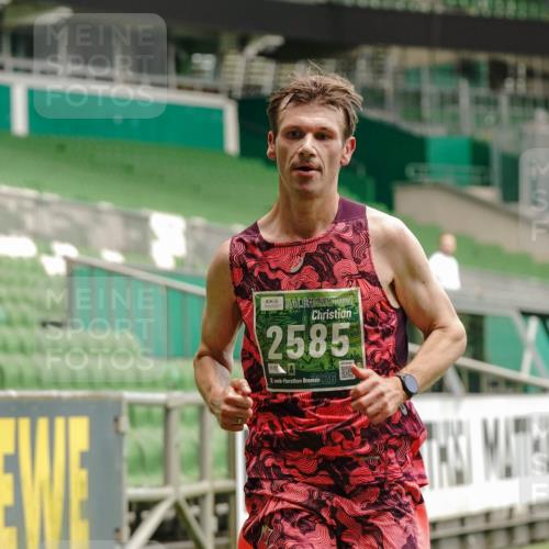 13.09.2026 - 21. swb-Marathon Bremen Michael Burmester http://msf.ph/oto/10434663 13.09.2026 12:36:47 Laufen im Stadion 365, 466, 658, 850, 1288, 1385, 1485, 1550, 1583, 1754, 1875, 1993, 2073, 2585, 3617, 4232, 7244, 7692, 7768, 8075, 8729, 13033, 299, 482, 525, 668, 919, 1212, 1606, 1629, 2072, 5428, 7741 meine-sportfotos.de