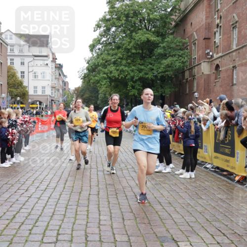 13.09.2026 - Kiel Lauf Yannick Fuchs http://msf.ph/oto/10434668 13.09.2026 09:48:16 Ziel 872, 1047, 1227, 1976, 2656, 2671, 2970, 4219, 5185, 5825, 6464, 7070, 7247, 7481, 8080, 9755, 10200, 11954, 122, 218, 366, 390, 1227, 1713, 1743, 2241, 2755, 3735, 3812, 4103, 4225, 4288, 4365, 4400, 4460, 4467, 4710, 4952, 5215, 6078, 6242, 6809, 6942, 7258, 8096, 9694, 9697, 10823, 11396, 11654, 12007, 12099, 12167, 12393, 1493, 1731, 2943, 4350, 5518, 8455, 466, 3373, 4011, 4400, 4479, 4952, 7767, 8503, 8833, 9528, 9697 meine-sportfotos.de