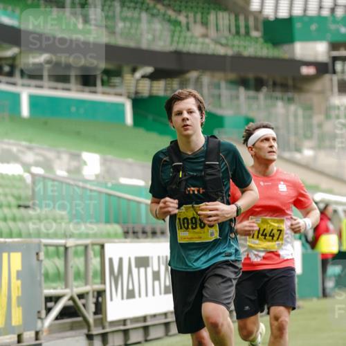 13.09.2026 - 21. swb-Marathon Bremen Michael Burmester http://msf.ph/oto/10434693 13.09.2026 10:25:11 Laufen im Stadion 10143, 10312, 10328, 10336, 10337, 10342, 10346, 10358, 10398, 10456, 10520, 10593, 10618, 10632, 10742, 10775, 10816, 10861, 10972, 10987, 10988, 11019, 11020, 11042, 11088, 11108, 11143, 11201, 11265, 11312, 11373, 11375, 11426, 11442, 11447, 11468, 11527, 11607, 11615, 11628, 11630, 11632, 11704, 11758, 11779, 11826, 11895, 11903, 11948, 12144, 12246, 12281, 12406, 12426, 12442, 12468, 12469, 12477, 12525, 13520, 13566, 13580, 13585, 13586 meine-sportfotos.de