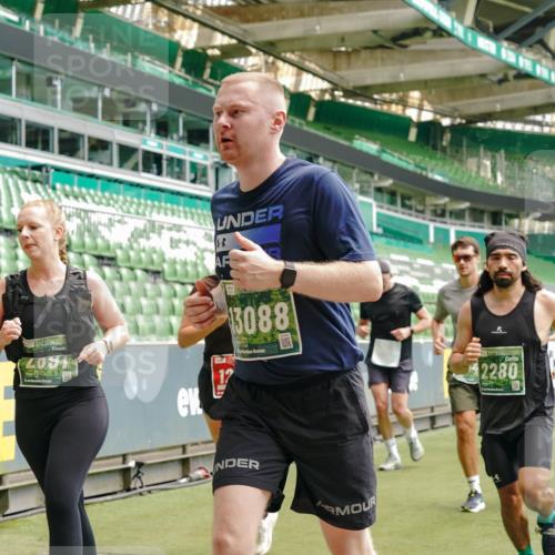 13.09.2026 - 21. swb-Marathon Bremen Michael Burmester http://msf.ph/oto/10434712 13.09.2026 13:05:15 Laufen im Stadion 178, 209, 210, 217, 244, 323, 394, 534, 536, 565, 647, 881, 891, 900, 1073, 1239, 1243, 1274, 1307, 1308, 1343, 1373, 1380, 1456, 1479, 1533, 1581, 1627, 1653, 1656, 1687, 1780, 1914, 1932, 1941, 2023, 2076, 2089, 2126, 2241, 2244, 2265, 2301, 2310, 2369, 2430, 2452, 2464, 2602, 2723, 2742, 2764, 2851, 2867, 2872, 2891, 2910, 2919, 2957, 2959, 2985, 3028, 3030, 3115, 3217, 3278, 3320, 3343, 3419, 3425, 3444, 3454, 3485, 3521, 3579, 3796, 3909, 242 meine-sportfotos.de