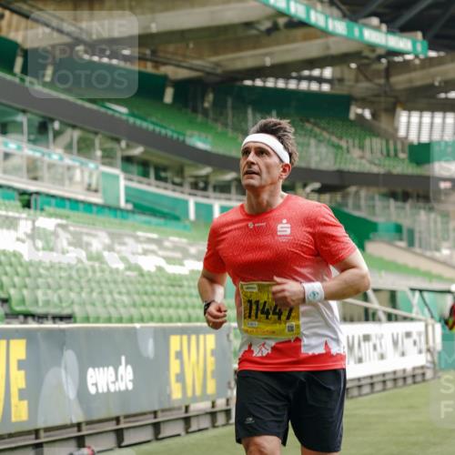 13.09.2026 - 21. swb-Marathon Bremen Michael Burmester http://msf.ph/oto/10434776 13.09.2026 10:25:14 Laufen im Stadion 10143, 10312, 10328, 10336, 10337, 10342, 10346, 10358, 10398, 10456, 10520, 10593, 10618, 10632, 10742, 10775, 10806, 10816, 10861, 10972, 10987, 10988, 11019, 11020, 11042, 11088, 11108, 11143, 11201, 11265, 11312, 11375, 11442, 11447, 11468, 11527, 11607, 11615, 11628, 11630, 11632, 11704, 11758, 11779, 11826, 11895, 11903, 11948, 12246, 12281, 12406, 12426, 12442, 12468, 12469, 12477, 12525, 13520, 13566, 13580, 13585, 13586 meine-sportfotos.de