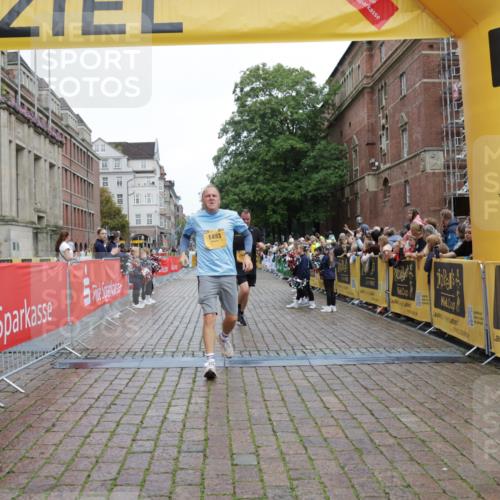 13.09.2026 - Kiel Lauf Yannick Fuchs http://msf.ph/oto/10434841 13.09.2026 09:48:30 Ziel 1493, 1731, 2943, 4350, 5518, 6464, 8455, 122, 218, 366, 872, 1047, 1227, 1713, 1976, 2656, 2671, 2970, 4219, 4288, 4467, 4710, 5185, 5825, 6242, 6464, 6809, 7070, 7247, 7258, 7481, 8080, 9694, 9755, 10200, 11954, 467, 1547, 2047, 2663, 2676, 2852, 2921, 3509, 3843, 5784, 6239, 7071, 7432, 7448, 9209, 9382, 9384, 10458, 10729, 10961, 11054, 11184, 11694, 122, 218, 1743, 2241, 2755, 3812, 4225, 4288, 4365, 4460, 5215, 6809, 6942, 7258, 8096 meine-sportfotos.de