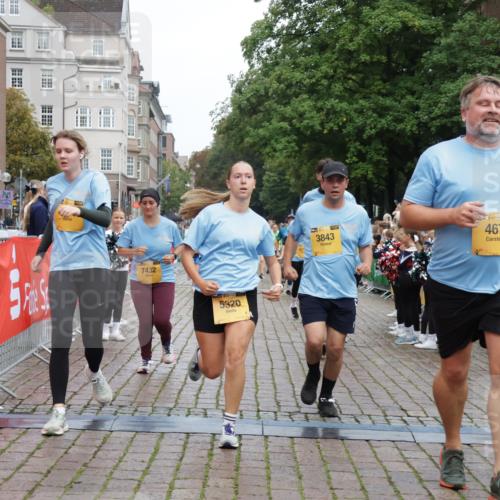 13.09.2026 - Kiel Lauf Yannick Fuchs http://msf.ph/oto/10434931 13.09.2026 09:48:40 Ziel 467, 1731, 2676, 3509, 3843, 5784, 6239, 7071, 7432, 7448, 8455, 9382, 9384, 10458, 10729, 10961, 11054, 11694, 872, 1047, 1227, 1493, 1976, 2656, 2671, 2943, 2970, 4219, 4350, 5185, 5518, 5825, 6464, 7070, 7247, 7481, 8080, 9755, 10200, 11954, 830, 1547, 2047, 2663, 2852, 2921, 3418, 3550, 4961, 6065, 6362, 6593, 9058, 9209, 9219, 9691, 10092, 11184, 11294, 12614, 122, 366, 1227, 1713, 4288, 4467, 4710, 6242, 7070, 7258, 9694 meine-sportfotos.de