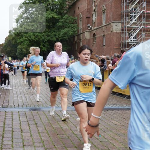 13.09.2026 - Kiel Lauf Yannick Fuchs http://msf.ph/oto/10435154 13.09.2026 09:48:58 Ziel 830, 1547, 2663, 2852, 2921, 3418, 3550, 4961, 6065, 6278, 6362, 6593, 8844, 9058, 9209, 9219, 9691, 10092, 11184, 11294, 11411, 12614, 467, 1493, 1547, 1731, 2047, 2663, 2676, 2852, 2943, 3509, 3843, 4350, 5518, 5784, 6239, 7071, 7432, 7448, 8455, 9382, 9384, 10458, 10729, 10961, 11054, 11184, 11694, 221, 784, 1559, 1561, 2115, 2592, 2626, 2731, 2867, 3094, 4173, 4333, 8617, 8681, 9001, 10150, 11190, 11322, 11989, 11990, 1047, 1493, 1976, 2656, 2671, 4350, 5185, 5518 meine-sportfotos.de