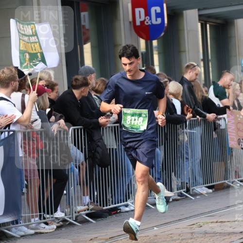13.09.2026 - 21. swb-Marathon Bremen Strokosch-Dieckow http://msf.ph/oto/10435200 13.09.2026 13:13:45 Ziel 235, 524, 670, 683, 1433, 1542, 1613, 1707, 1937, 1998, 2084, 2422, 2701, 2824, 2922, 3236, 5443, 5593, 5610, 6145, 7029, 7210, 7283, 7435, 7591, 7963, 8118, 8886, 8919, 9426, 9635, 10105, 779, 1704, 1937, 2360, 2401, 2767, 2882, 3413, 6407, 6451, 7493, 7707, 8477, 8568, 8840, 8963, 9442, 9884, 13099 meine-sportfotos.de
