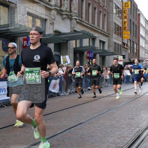 13.09.2026 - 21. swb-Marathon Bremen Strokosch-Dieckow http://msf.ph/oto/10435259 13.09.2026 13:13:47 Ziel 107, 235, 524, 670, 1433, 1542, 1613, 1998, 2043, 2084, 2422, 2701, 2824, 2922, 3236, 4728, 5443, 5593, 5610, 6145, 7029, 7210, 7283, 7435, 7591, 7963, 8118, 8886, 8919, 9426, 9635, 10105, 524, 683, 779, 1704, 1707, 1937, 2401, 2422, 2767, 2882, 3413, 5443, 6407, 6451, 7210, 7493, 7707, 8477, 8568, 8840, 8963, 9442, 9884, 13099 meine-sportfotos.de