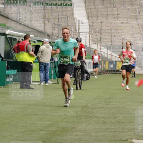 13.09.2026 - 21. swb-Marathon Bremen Michael Burmester http://msf.ph/oto/10435288 13.09.2026 12:37:34 Laufen im Stadion 346, 365, 466, 658, 895, 1090, 1118, 1288, 1385, 1485, 1583, 1604, 1754, 2073, 2141, 2352, 2585, 2670, 3606, 3617, 6112, 7244, 7650, 7768, 8075, 8077, 8081, 8729, 9399, 9522, 9617, 250, 272, 299, 525, 919, 1089, 1212, 2072, 5428, 7741 meine-sportfotos.de
