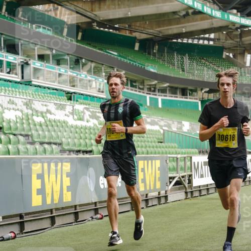 13.09.2026 - 21. swb-Marathon Bremen Michael Burmester http://msf.ph/oto/10435330 13.09.2026 10:25:37 Laufen im Stadion 10143, 10210, 10228, 10312, 10328, 10336, 10337, 10342, 10346, 10358, 10398, 10447, 10454, 10456, 10593, 10632, 10735, 10742, 10775, 10806, 10816, 10861, 10866, 10972, 10987, 10988, 11015, 11019, 11020, 11088, 11108, 11155, 11187, 11199, 11209, 11232, 11265, 11312, 11375, 11442, 11447, 11468, 11527, 11607, 11615, 11630, 11632, 11704, 11758, 11826, 11895, 11948, 12281, 12406, 12426, 12442, 12525, 13585 meine-sportfotos.de