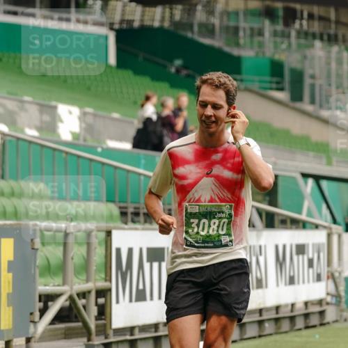 13.09.2026 - 21. swb-Marathon Bremen Michael Burmester http://msf.ph/oto/10435404 13.09.2026 12:37:43 Laufen im Stadion 346, 365, 466, 658, 895, 1090, 1118, 1288, 1385, 1485, 1583, 1604, 1754, 2073, 2141, 2352, 2585, 2670, 3080, 3606, 3617, 6112, 7244, 7650, 7768, 8077, 8081, 8729, 9399, 9522, 9617, 250, 272, 299, 525, 919, 1089, 1212, 2072, 5428, 7741 meine-sportfotos.de