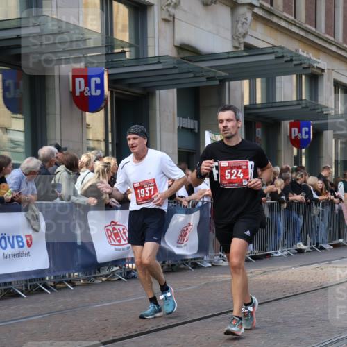 13.09.2026 - 21. swb-Marathon Bremen Strokosch-Dieckow http://msf.ph/oto/10435457 13.09.2026 13:13:58 Ziel 107, 235, 469, 1125, 1433, 1542, 1613, 1998, 2043, 2084, 2203, 2701, 2913, 2922, 3545, 4452, 4728, 5593, 5836, 5986, 6130, 6145, 7029, 7435, 7591, 7659, 7826, 7963, 8118, 8456, 8886, 8919, 9783, 10105, 524, 670, 683, 1704, 1707, 1937, 2422, 2701, 2824, 3236, 3413, 5443, 5593, 5610, 6451, 7210, 7283, 7707, 9426, 9635, 9884, 10105, 13099 meine-sportfotos.de