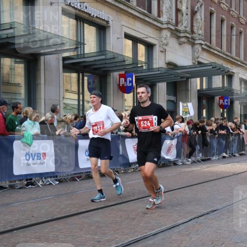 13.09.2026 - 21. swb-Marathon Bremen Strokosch-Dieckow http://msf.ph/oto/10435488 13.09.2026 13:13:59 Ziel 107, 235, 469, 1043, 1125, 1433, 1492, 1542, 1613, 1998, 2043, 2084, 2203, 2913, 2922, 3085, 3545, 4452, 4728, 5836, 5986, 6130, 6145, 7029, 7435, 7591, 7659, 7826, 7963, 8118, 8456, 8886, 8919, 9783, 524, 670, 683, 1433, 1704, 1707, 1937, 2422, 2701, 2824, 3236, 3413, 5443, 5593, 5610, 6451, 7210, 7283, 7707, 8118, 9426, 9635, 9884, 10105, 13099 meine-sportfotos.de