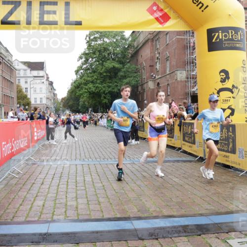 13.09.2026 - Kiel Lauf Yannick Fuchs http://msf.ph/oto/10435535 13.09.2026 09:49:34 Ziel 2065, 2327, 3785, 4363, 4376, 4711, 5404, 9944, 11973, 12492, 12632, 221, 784, 1559, 1561, 2115, 2327, 2592, 2626, 2731, 2867, 2919, 3094, 3785, 4173, 4333, 4364, 4961, 4962, 6278, 8617, 8681, 8844, 8869, 9001, 9058, 9219, 10145, 10150, 11190, 11322, 11411, 11989, 11990, 2066, 2110, 2366, 2976, 3571, 3687, 4067, 4125, 6359, 6658, 6706, 6707, 7606, 7641, 7884, 7937, 8128, 10105, 10159, 10229, 10565, 10990, 12045, 12047, 12560, 12749, 830, 3550, 4961, 6065, 11411 meine-sportfotos.de