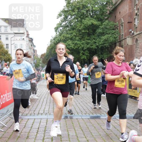 13.09.2026 - Kiel Lauf Yannick Fuchs http://msf.ph/oto/10435656 13.09.2026 09:49:46 Ziel 2066, 2110, 2366, 2976, 3571, 3687, 4067, 4125, 6359, 6658, 7606, 7641, 7884, 8128, 9944, 10105, 10159, 10229, 10565, 10990, 11973, 12045, 12560, 12749, 784, 2065, 2115, 2327, 2626, 2731, 2919, 3094, 3785, 4173, 4363, 4364, 4376, 4711, 4962, 5404, 8617, 8681, 8869, 10145, 11989, 11990, 12492, 12632, 639, 951, 1033, 1796, 3042, 3602, 3914, 4856, 5791, 6706, 6707, 7142, 7937, 8584, 8585, 8589, 8790, 8890, 9122, 9780, 10074, 10178, 12047, 12462 meine-sportfotos.de