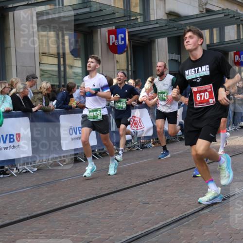 13.09.2026 - 21. swb-Marathon Bremen Strokosch-Dieckow http://msf.ph/oto/10435781 13.09.2026 13:14:08 Ziel 107, 199, 376, 469, 1043, 1125, 1492, 1542, 1814, 1998, 2043, 2084, 2203, 2913, 2922, 3085, 3545, 3821, 3834, 4452, 4685, 4728, 5239, 5794, 5836, 5986, 6130, 6506, 7117, 7591, 7659, 7826, 8366, 8456, 8919, 9242, 9783, 9868, 235, 524, 670, 683, 1433, 1613, 1704, 1707, 1937, 1998, 2422, 2701, 2824, 3236, 5443, 5593, 5610, 6145, 6451, 7029, 7210, 7283, 7435, 7963, 8118, 8886, 9426, 9635, 10105 meine-sportfotos.de