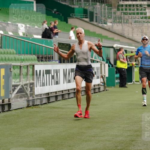13.09.2026 - 21. swb-Marathon Bremen Michael Burmester http://msf.ph/oto/10435803 13.09.2026 12:38:26 Laufen im Stadion 277, 346, 466, 658, 895, 901, 1090, 1118, 1248, 1320, 1323, 1385, 1472, 1576, 1587, 1604, 1717, 1751, 1754, 1758, 1795, 1911, 2141, 2352, 2585, 2670, 3080, 3606, 5160, 5163, 5912, 6112, 7650, 8077, 8081, 8467, 8729, 9399, 9522, 9617, 250, 272, 299, 919, 1089, 1550, 1875, 4232, 7692 meine-sportfotos.de