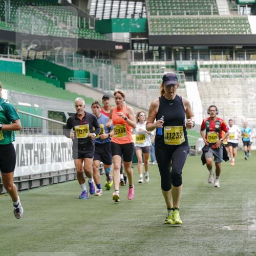 13.09.2026 - 21. swb-Marathon Bremen Michael Burmester http://msf.ph/oto/10435968 13.09.2026 10:26:04 Laufen im Stadion 10143, 10210, 10214, 10228, 10312, 10318, 10328, 10336, 10337, 10342, 10346, 10352, 10358, 10398, 10436, 10445, 10447, 10454, 10456, 10464, 10536, 10541, 10583, 10593, 10632, 10735, 10742, 10775, 10806, 10807, 10816, 10861, 10866, 10987, 10988, 11015, 11019, 11020, 11088, 11108, 11130, 11135, 11155, 11187, 11199, 11209, 11232, 11265, 11279, 11312, 11375, 11442, 11447, 11468, 11527, 11607, 11615, 11704, 11758, 11948, 12281, 12406, 12426 meine-sportfotos.de