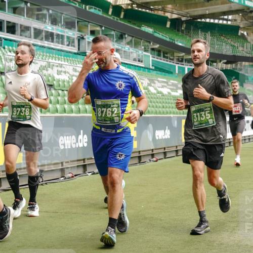 13.09.2026 - 21. swb-Marathon Bremen Michael Burmester http://msf.ph/oto/10436025 13.09.2026 13:05:36 Laufen im Stadion 109, 178, 217, 244, 287, 323, 394, 430, 454, 534, 536, 565, 578, 613, 647, 784, 891, 900, 1073, 1239, 1243, 1274, 1307, 1308, 1365, 1373, 1380, 1456, 1533, 1574, 1581, 1627, 1656, 1687, 1780, 1909, 1914, 1932, 1941, 2023, 2076, 2089, 2126, 2241, 2244, 2265, 2301, 2310, 2355, 2369, 2393, 2430, 2452, 2464, 2602, 2723, 2742, 2764, 2867, 2872, 2910, 2919, 2957, 2959, 2985, 3028, 3030, 3115, 3217, 3278, 3320, 3343, 3419, 3425, 3444, 3485, 3521, 3796, 3909 meine-sportfotos.de