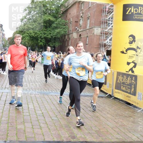 13.09.2026 - Kiel Lauf Yannick Fuchs http://msf.ph/oto/10436080 13.09.2026 09:50:12 Ziel 639, 1366, 3042, 3602, 4856, 5535, 5619, 7142, 7864, 8042, 8790, 8890, 9683, 9780, 9793, 10074, 10108, 10487, 10491, 10548, 10653, 11565, 11814, 951, 1033, 1796, 2066, 2110, 2366, 2976, 3571, 3687, 3914, 4067, 4125, 4856, 5791, 6359, 6658, 6706, 6707, 7606, 7641, 7884, 7937, 8128, 8584, 8585, 8589, 8790, 9122, 9944, 10105, 10159, 10178, 10229, 10565, 10990, 11973, 12045, 12047, 12462, 12560, 12749, 1545, 2811, 2816, 3289, 3561, 3698, 4229, 5184, 5254, 5596, 8023 meine-sportfotos.de