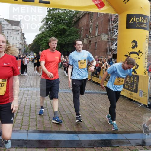 13.09.2026 - Kiel Lauf Yannick Fuchs http://msf.ph/oto/10436115 13.09.2026 09:50:13 Ziel 639, 1366, 3042, 3602, 5535, 5619, 7142, 7864, 8042, 8890, 9683, 9780, 9793, 10074, 10108, 10487, 10491, 10548, 10653, 11565, 11814, 639, 951, 1033, 1796, 2066, 2110, 2366, 2976, 3571, 3687, 3914, 4067, 4125, 4856, 5791, 6359, 6658, 6706, 6707, 7606, 7641, 7884, 7937, 8128, 8584, 8585, 8589, 8790, 9122, 9944, 10105, 10159, 10178, 10229, 10565, 10990, 11973, 12045, 12047, 12462, 12560, 12749, 1545, 2811, 2816, 3289, 3561, 3698, 4229, 5184, 5254, 5596, 8023 meine-sportfotos.de