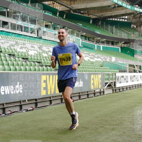 13.09.2026 - 21. swb-Marathon Bremen Michael Burmester http://msf.ph/oto/10436322 13.09.2026 10:26:12 Laufen im Stadion 10143, 10210, 10214, 10228, 10289, 10312, 10318, 10319, 10336, 10342, 10346, 10352, 10358, 10398, 10436, 10445, 10447, 10454, 10456, 10464, 10504, 10536, 10541, 10583, 10593, 10735, 10742, 10744, 10775, 10806, 10807, 10816, 10861, 10866, 10873, 10987, 10988, 10992, 11015, 11019, 11020, 11063, 11088, 11108, 11130, 11135, 11155, 11187, 11199, 11209, 11232, 11265, 11279, 11312, 11375, 11447, 11468, 11607, 11615, 11704, 11758, 11948, 12426 meine-sportfotos.de
