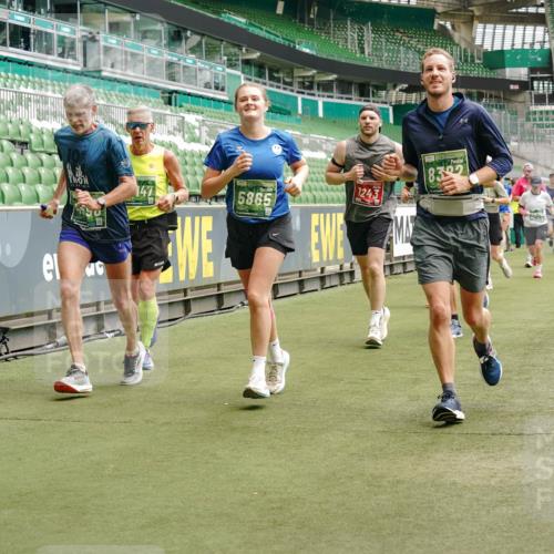13.09.2026 - 21. swb-Marathon Bremen Michael Burmester http://msf.ph/oto/10436366 13.09.2026 13:05:42 Laufen im Stadion 109, 178, 217, 244, 287, 303, 323, 394, 430, 454, 536, 565, 578, 613, 647, 784, 891, 900, 1073, 1239, 1243, 1274, 1307, 1308, 1365, 1373, 1380, 1456, 1533, 1574, 1581, 1627, 1656, 1687, 1780, 1823, 1909, 1914, 1932, 1941, 2023, 2076, 2089, 2126, 2241, 2244, 2265, 2275, 2301, 2310, 2355, 2356, 2369, 2393, 2430, 2452, 2464, 2602, 2723, 2742, 2764, 2867, 2872, 2910, 2919, 2957, 2959, 2985, 3028, 3030, 3115, 3217, 3278, 3320, 3343, 3419, 3444, 3485, 3521, 3796, 3909 meine-sportfotos.de