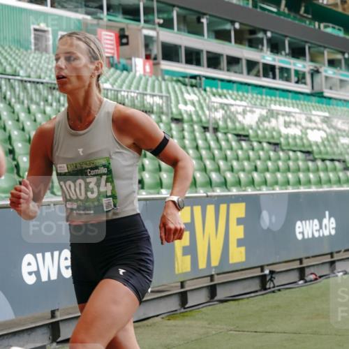 13.09.2026 - 21. swb-Marathon Bremen Michael Burmester http://msf.ph/oto/10436403 13.09.2026 12:39:02 Laufen im Stadion 277, 346, 807, 895, 901, 1090, 1118, 1248, 1320, 1323, 1472, 1508, 1576, 1587, 1604, 1717, 1751, 1758, 1795, 1800, 1852, 1911, 2049, 2099, 2141, 2352, 2670, 3080, 3606, 3744, 5160, 5163, 5912, 6112, 7650, 8077, 8081, 8467, 9399, 9522, 9617, 9630, 10034, 13080, 250, 272, 365, 850, 1089, 1288, 1550, 1875, 1993, 4232, 7692, 8075, 13033 meine-sportfotos.de