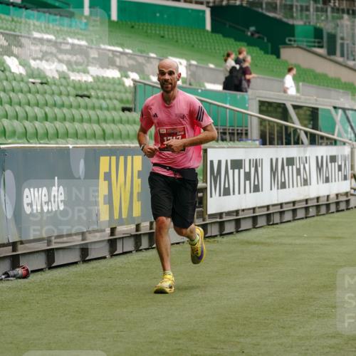 13.09.2026 - 21. swb-Marathon Bremen Michael Burmester http://msf.ph/oto/10436576 13.09.2026 12:39:13 Laufen im Stadion 277, 346, 453, 807, 895, 901, 1118, 1248, 1320, 1323, 1472, 1508, 1576, 1587, 1604, 1717, 1751, 1758, 1795, 1800, 1852, 1911, 2049, 2099, 2141, 2352, 2670, 3080, 3606, 3744, 5160, 5163, 5912, 6112, 6630, 7118, 7650, 8077, 8467, 9399, 9522, 9617, 9630, 10034, 13080, 250, 272, 365, 850, 1288, 1550, 1875, 1993, 4232, 7692, 7768, 8075, 13033 meine-sportfotos.de