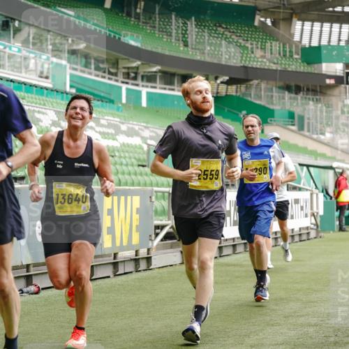 13.09.2026 - 21. swb-Marathon Bremen Michael Burmester http://msf.ph/oto/10436917 13.09.2026 10:26:28 Laufen im Stadion 10096, 10143, 10172, 10210, 10214, 10228, 10231, 10289, 10312, 10318, 10319, 10336, 10342, 10346, 10352, 10398, 10436, 10445, 10447, 10454, 10464, 10489, 10504, 10514, 10536, 10541, 10583, 10628, 10638, 10735, 10742, 10744, 10806, 10807, 10861, 10866, 10873, 10956, 10987, 10988, 10992, 11015, 11019, 11020, 11060, 11063, 11088, 11108, 11110, 11130, 11135, 11155, 11187, 11193, 11199, 11209, 11232, 11279, 11312, 11447, 11468, 11615, 11758 meine-sportfotos.de