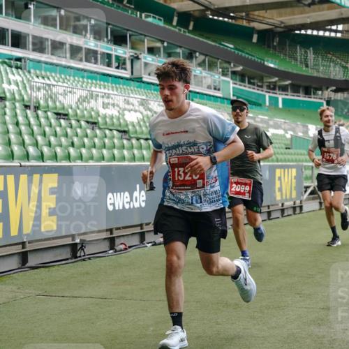 13.09.2026 - 21. swb-Marathon Bremen Michael Burmester http://msf.ph/oto/10436929 13.09.2026 12:39:29 Laufen im Stadion 277, 346, 453, 807, 901, 1118, 1248, 1320, 1323, 1379, 1472, 1508, 1540, 1576, 1587, 1717, 1751, 1758, 1795, 1800, 1852, 1911, 2049, 2099, 2141, 2352, 3080, 3606, 3744, 5160, 5163, 5912, 6112, 6630, 7118, 7650, 8077, 8467, 9399, 9522, 9617, 9630, 10034, 13080, 365, 850, 1288, 1485, 1550, 1875, 1993, 4232, 7692, 7768, 8075, 13033 meine-sportfotos.de