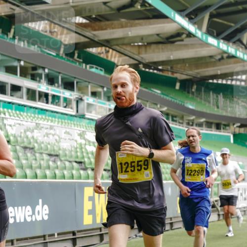 13.09.2026 - 21. swb-Marathon Bremen Michael Burmester http://msf.ph/oto/10436961 13.09.2026 10:26:29 Laufen im Stadion 10096, 10143, 10172, 10210, 10214, 10228, 10231, 10289, 10312, 10318, 10319, 10336, 10342, 10346, 10352, 10398, 10436, 10445, 10447, 10454, 10464, 10489, 10504, 10514, 10536, 10541, 10583, 10628, 10638, 10735, 10742, 10744, 10806, 10807, 10861, 10866, 10873, 10956, 10987, 10988, 10992, 11015, 11019, 11020, 11060, 11063, 11088, 11108, 11110, 11130, 11135, 11155, 11187, 11193, 11199, 11209, 11232, 11279, 11312, 11447, 11615, 11758 meine-sportfotos.de