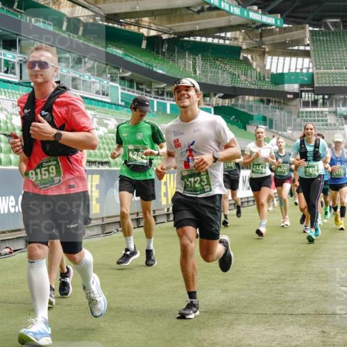 13.09.2026 - 21. swb-Marathon Bremen Michael Burmester http://msf.ph/oto/10437060 13.09.2026 13:05:53 Laufen im Stadion 109, 178, 217, 244, 287, 303, 323, 372, 394, 430, 454, 536, 565, 578, 613, 647, 784, 891, 900, 1073, 1083, 1205, 1239, 1243, 1274, 1307, 1308, 1365, 1373, 1380, 1437, 1456, 1533, 1574, 1581, 1627, 1656, 1687, 1780, 1823, 1848, 1909, 1914, 1932, 1941, 2023, 2076, 2089, 2126, 2241, 2244, 2265, 2275, 2301, 2310, 2355, 2356, 2393, 2430, 2452, 2464, 2602, 2723, 2742, 2764, 2867, 2902, 2910, 2919, 2957, 2959, 2985, 3030, 3115, 3217, 3278, 3320, 3343, 3419, 3444, 3485 meine-sportfotos.de