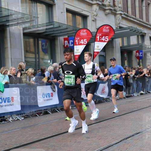 13.09.2026 - 21. swb-Marathon Bremen Strokosch-Dieckow http://msf.ph/oto/10437169 13.09.2026 13:14:41 Ziel 615, 616, 889, 1510, 1664, 1748, 2383, 3057, 3175, 3206, 3504, 3717, 4226, 4382, 4569, 4968, 4992, 5149, 5294, 5298, 5315, 5417, 5471, 5649, 5796, 6351, 6379, 6404, 6472, 6521, 6528, 6717, 7190, 7432, 8238, 8409, 9338, 9363, 9523, 9797, 13141, 199, 376, 469, 615, 616, 1043, 1125, 1455, 1492, 1814, 2251, 2847, 2971, 2997, 3012, 3085, 3545, 3821, 3834, 4097, 4246, 4452, 4586, 4685, 5239, 5794, 5836, 5962, 6130, 6506 meine-sportfotos.de