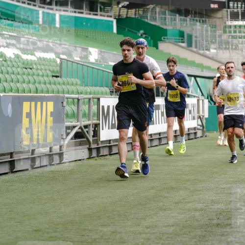 13.09.2026 - 21. swb-Marathon Bremen Michael Burmester http://msf.ph/oto/10437210 13.09.2026 10:26:34 Laufen im Stadion 10096, 10143, 10172, 10210, 10214, 10228, 10231, 10269, 10289, 10310, 10312, 10318, 10319, 10336, 10342, 10346, 10352, 10398, 10436, 10445, 10447, 10454, 10464, 10489, 10504, 10514, 10536, 10541, 10566, 10583, 10628, 10638, 10735, 10742, 10744, 10806, 10807, 10861, 10866, 10873, 10897, 10898, 10956, 10987, 10988, 10992, 11015, 11019, 11020, 11060, 11063, 11088, 11108, 11110, 11130, 11135, 11155, 11187, 11193, 11199, 11209, 11232, 11279, 11312, 11447 meine-sportfotos.de