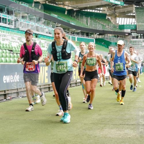 13.09.2026 - 21. swb-Marathon Bremen Michael Burmester http://msf.ph/oto/10437268 13.09.2026 13:05:55 Laufen im Stadion 109, 178, 217, 244, 287, 303, 310, 323, 372, 394, 430, 454, 536, 565, 578, 613, 647, 784, 891, 900, 1073, 1083, 1205, 1239, 1243, 1274, 1307, 1308, 1365, 1373, 1380, 1437, 1456, 1533, 1545, 1574, 1581, 1627, 1656, 1687, 1780, 1823, 1848, 1909, 1914, 1932, 1941, 2023, 2076, 2089, 2126, 2241, 2244, 2265, 2275, 2301, 2310, 2355, 2356, 2393, 2430, 2452, 2464, 2602, 2723, 2742, 2764, 2867, 2902, 2910, 2919, 2957, 2959, 2985, 3030, 3115, 3217, 3278, 3320, 3343, 3419, 3444, 3485 meine-sportfotos.de