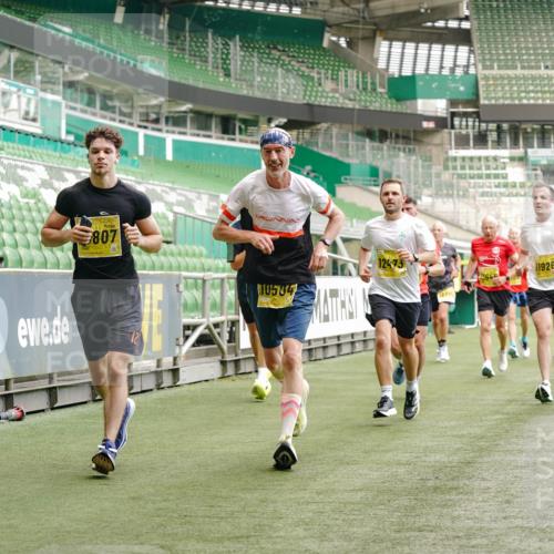 13.09.2026 - 21. swb-Marathon Bremen Michael Burmester http://msf.ph/oto/10437327 13.09.2026 10:26:36 Laufen im Stadion 10096, 10142, 10143, 10172, 10210, 10214, 10228, 10231, 10269, 10289, 10310, 10312, 10318, 10319, 10336, 10342, 10346, 10352, 10398, 10436, 10445, 10447, 10454, 10464, 10489, 10504, 10514, 10536, 10541, 10566, 10583, 10628, 10638, 10735, 10742, 10744, 10806, 10807, 10861, 10866, 10873, 10897, 10898, 10956, 10987, 10988, 10992, 11015, 11019, 11020, 11060, 11063, 11088, 11108, 11110, 11130, 11135, 11155, 11187, 11193, 11199, 11209, 11232, 11279, 11312, 11447 meine-sportfotos.de
