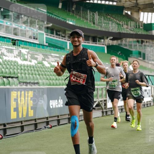 13.09.2026 - 21. swb-Marathon Bremen Michael Burmester http://msf.ph/oto/10437371 13.09.2026 12:39:52 Laufen im Stadion 126, 277, 453, 671, 807, 862, 901, 912, 1136, 1248, 1320, 1323, 1379, 1472, 1508, 1540, 1576, 1587, 1717, 1751, 1758, 1795, 1800, 1852, 1860, 1901, 1911, 1950, 2049, 2099, 3744, 4381, 5160, 5163, 5912, 6201, 6630, 7118, 7671, 8467, 9630, 10034, 13080, 13224, 365, 850, 1288, 1385, 1485, 1550, 1583, 1875, 1993, 2073, 3617, 4232, 7244, 7692, 7768, 8075, 8729, 13033 meine-sportfotos.de