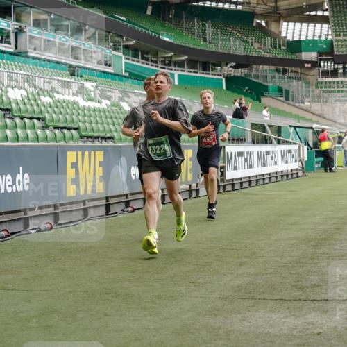 13.09.2026 - 21. swb-Marathon Bremen Michael Burmester http://msf.ph/oto/10437428 13.09.2026 12:39:54 Laufen im Stadion 126, 277, 453, 640, 671, 735, 807, 862, 901, 912, 1136, 1248, 1320, 1323, 1379, 1472, 1508, 1540, 1576, 1587, 1717, 1751, 1758, 1795, 1800, 1852, 1860, 1901, 1911, 1930, 1950, 2049, 2099, 3744, 4381, 5160, 5163, 5912, 6201, 6630, 7118, 7671, 8467, 9329, 9630, 10034, 13080, 13224, 365, 850, 1288, 1385, 1485, 1550, 1583, 1875, 1993, 2073, 3617, 4232, 7244, 7692, 7768, 8075, 8729, 13033 meine-sportfotos.de