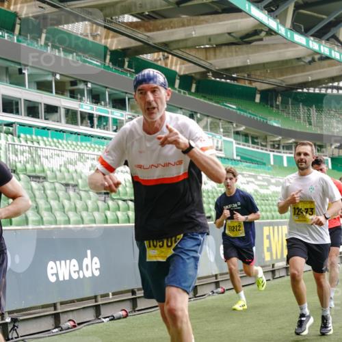 13.09.2026 - 21. swb-Marathon Bremen Michael Burmester http://msf.ph/oto/10437435 13.09.2026 10:26:38 Laufen im Stadion 10096, 10142, 10143, 10172, 10210, 10214, 10228, 10231, 10269, 10289, 10310, 10312, 10318, 10319, 10342, 10346, 10352, 10398, 10436, 10445, 10447, 10454, 10464, 10489, 10504, 10514, 10536, 10541, 10566, 10583, 10628, 10638, 10735, 10742, 10744, 10806, 10807, 10861, 10866, 10873, 10897, 10898, 10956, 10987, 10988, 10992, 11015, 11019, 11020, 11060, 11063, 11088, 11108, 11110, 11130, 11135, 11155, 11187, 11193, 11199, 11209, 11232, 11279, 11312, 11447 meine-sportfotos.de