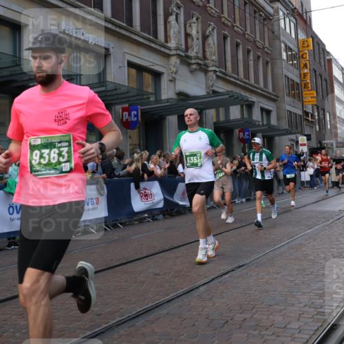 13.09.2026 - 21. swb-Marathon Bremen Strokosch-Dieckow http://msf.ph/oto/10437592 13.09.2026 13:14:50 Ziel 1510, 1664, 2383, 3357, 3504, 3717, 3743, 4111, 4382, 4992, 5003, 5149, 5294, 5298, 5385, 5417, 5471, 6011, 6351, 6379, 6521, 6528, 6717, 6773, 6902, 7190, 7432, 7497, 7515, 7717, 7730, 8238, 9253, 9338, 9363, 9483, 9797, 13137, 13139, 199, 376, 615, 616, 889, 1455, 1748, 1814, 2251, 2847, 2971, 2997, 3012, 3057, 3175, 3206, 3821, 3834, 4097, 4226, 4246, 4569, 4586, 4685, 4968, 5239, 5315, 5649, 5794, 5796, 5962, 6404, 6472, 6506, 9523, 13141 meine-sportfotos.de