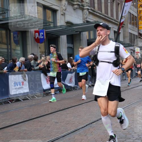 13.09.2026 - 21. swb-Marathon Bremen Strokosch-Dieckow http://msf.ph/oto/10437695 13.09.2026 13:14:53 Ziel 1510, 1664, 2383, 3357, 3504, 3717, 3743, 4111, 4382, 4992, 5003, 5149, 5294, 5298, 5385, 5417, 5471, 6011, 6351, 6521, 6528, 6717, 6773, 6902, 7190, 7432, 7497, 7515, 7717, 7730, 8086, 8238, 8254, 8255, 9253, 9338, 9363, 9483, 13137, 13139, 199, 615, 616, 889, 1455, 1748, 2251, 2847, 2971, 2997, 3012, 3057, 3175, 3206, 3821, 3834, 4097, 4226, 4246, 4569, 4586, 4685, 4968, 5239, 5315, 5471, 5649, 5796, 5962, 6379, 6404, 6472, 6528, 9523, 9797, 13141 meine-sportfotos.de