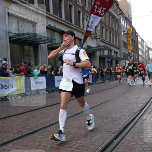 13.09.2026 - 21. swb-Marathon Bremen Strokosch-Dieckow http://msf.ph/oto/10437722 13.09.2026 13:14:53 Ziel 1510, 1664, 2383, 3357, 3504, 3717, 3743, 4111, 4382, 4992, 5003, 5149, 5294, 5298, 5385, 5417, 5471, 6011, 6351, 6521, 6528, 6717, 6773, 6902, 7190, 7432, 7497, 7515, 7717, 7730, 8086, 8238, 8254, 8255, 9253, 9338, 9363, 9483, 13137, 13139, 199, 615, 616, 889, 1455, 1748, 2251, 2847, 2971, 2997, 3012, 3057, 3175, 3206, 3821, 3834, 4097, 4226, 4246, 4569, 4586, 4685, 4968, 5239, 5315, 5471, 5649, 5796, 5962, 6379, 6404, 6472, 6528, 9523, 9797, 13141 meine-sportfotos.de