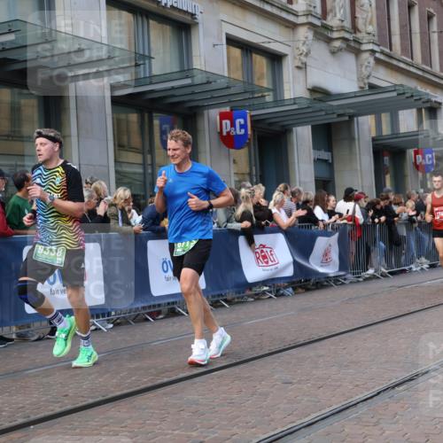13.09.2026 - 21. swb-Marathon Bremen Strokosch-Dieckow http://msf.ph/oto/10437748 13.09.2026 13:14:54 Ziel 1510, 1664, 2383, 3357, 3504, 3717, 3743, 4111, 4382, 4646, 4992, 5003, 5149, 5294, 5298, 5385, 5417, 6011, 6351, 6521, 6717, 6773, 6902, 7190, 7432, 7497, 7515, 7717, 7730, 8086, 8238, 8254, 8255, 9253, 9338, 9363, 9483, 13137, 13139, 199, 615, 616, 889, 1455, 1510, 1748, 2251, 2847, 2971, 2997, 3012, 3057, 3175, 3206, 3504, 3834, 4097, 4226, 4246, 4569, 4586, 4685, 4968, 5239, 5315, 5471, 5649, 5796, 5962, 6379, 6404, 6472, 6528, 8238, 9523, 9797, 13141 meine-sportfotos.de