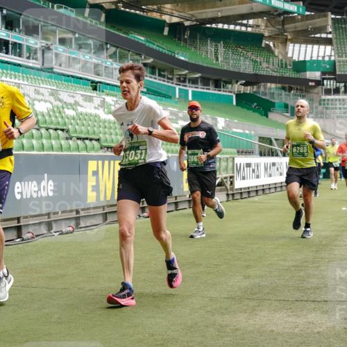 13.09.2026 - 21. swb-Marathon Bremen Michael Burmester http://msf.ph/oto/10437764 13.09.2026 13:06:05 Laufen im Stadion 109, 178, 217, 244, 287, 303, 310, 323, 372, 394, 430, 454, 536, 578, 613, 647, 784, 831, 891, 900, 1073, 1083, 1205, 1239, 1243, 1274, 1307, 1308, 1365, 1380, 1437, 1533, 1545, 1574, 1581, 1627, 1656, 1687, 1780, 1823, 1848, 1909, 1914, 1932, 1941, 2023, 2076, 2089, 2090, 2126, 2241, 2244, 2265, 2275, 2301, 2310, 2355, 2356, 2393, 2464, 2602, 2707, 2723, 2742, 2764, 2867, 2902, 2919, 2959, 2985, 3030, 3115, 3278, 3320, 3343, 3444, 3485 meine-sportfotos.de