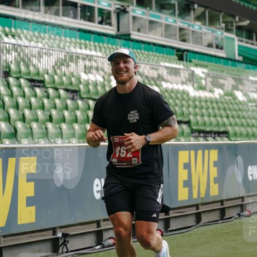 13.09.2026 - 21. swb-Marathon Bremen Michael Burmester http://msf.ph/oto/10437923 13.09.2026 12:40:22 Laufen im Stadion 126, 371, 453, 603, 640, 650, 671, 735, 744, 807, 862, 912, 957, 1136, 1336, 1379, 1381, 1508, 1540, 1571, 1576, 1614, 1717, 1751, 1758, 1795, 1800, 1852, 1860, 1901, 1930, 1950, 2049, 2099, 3744, 4381, 4936, 5912, 6201, 6630, 7118, 7671, 8065, 8467, 9329, 9630, 10034, 13080, 13224, 365, 466, 658, 850, 1090, 1288, 1385, 1485, 1583, 1754, 1993, 2073, 2585, 3617, 7244, 7692, 7768, 8075, 8729, 13033 meine-sportfotos.de