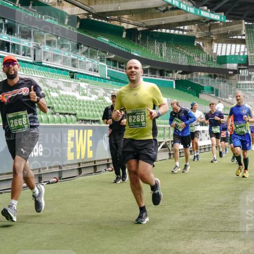 13.09.2026 - 21. swb-Marathon Bremen Michael Burmester http://msf.ph/oto/10437925 13.09.2026 13:06:07 Laufen im Stadion 109, 178, 217, 244, 287, 303, 310, 323, 372, 394, 430, 454, 536, 578, 613, 647, 784, 831, 891, 900, 1073, 1083, 1205, 1239, 1243, 1274, 1307, 1308, 1365, 1380, 1437, 1533, 1545, 1574, 1581, 1627, 1656, 1687, 1780, 1823, 1848, 1909, 1914, 1932, 1941, 2023, 2076, 2089, 2090, 2126, 2241, 2244, 2265, 2275, 2301, 2310, 2355, 2356, 2393, 2464, 2602, 2707, 2723, 2742, 2764, 2867, 2902, 2919, 2959, 2985, 3030, 3115, 3278, 3320, 3343, 3444, 3485 meine-sportfotos.de