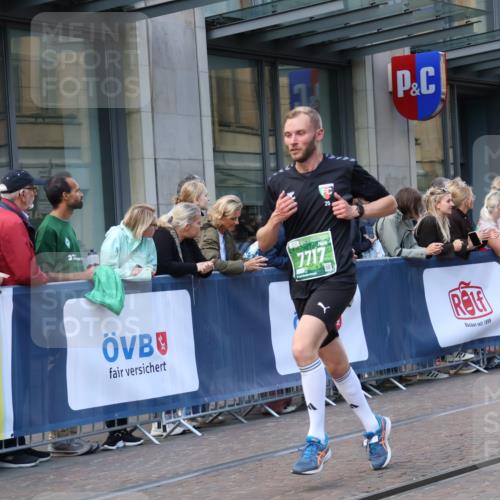 13.09.2026 - 21. swb-Marathon Bremen Strokosch-Dieckow http://msf.ph/oto/10438072 13.09.2026 13:15:01 Ziel 1664, 3357, 3743, 4111, 4382, 4646, 4663, 4992, 5003, 5149, 5385, 6011, 6526, 6773, 6902, 7291, 7346, 7432, 7497, 7515, 7717, 7730, 8086, 8254, 8255, 9253, 9338, 9483, 13137, 13139, 615, 616, 889, 1455, 1510, 1748, 2251, 2383, 2847, 2971, 2997, 3012, 3057, 3175, 3206, 3504, 3717, 4097, 4226, 4246, 4569, 4586, 4968, 5294, 5298, 5315, 5417, 5471, 5649, 5796, 5962, 6351, 6379, 6404, 6472, 6521, 6528, 6717, 7190, 8238, 9363, 9523, 9797, 13141 meine-sportfotos.de