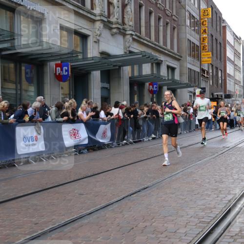 13.09.2026 - 21. swb-Marathon Bremen Strokosch-Dieckow http://msf.ph/oto/10438089 13.09.2026 13:15:02 Ziel 1664, 3357, 3743, 4111, 4382, 4646, 4663, 4992, 5003, 5149, 5385, 6011, 6526, 6773, 6902, 7291, 7346, 7432, 7497, 7515, 7717, 7730, 7992, 8086, 8254, 8255, 9253, 9338, 9483, 13137, 13139, 615, 616, 889, 1455, 1510, 1748, 2383, 2847, 2997, 3012, 3057, 3175, 3206, 3504, 3717, 4097, 4226, 4246, 4569, 4968, 5294, 5298, 5315, 5417, 5471, 5649, 5796, 5962, 6351, 6379, 6404, 6472, 6521, 6528, 6717, 7190, 7432, 8238, 9363, 9523, 9797, 13141 meine-sportfotos.de
