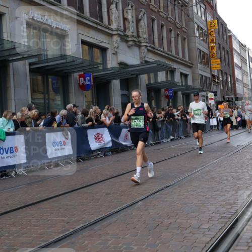 13.09.2026 - 21. swb-Marathon Bremen Strokosch-Dieckow http://msf.ph/oto/10438121 13.09.2026 13:15:03 Ziel 1664, 3346, 3357, 3743, 4111, 4212, 4382, 4646, 4653, 4663, 4992, 5003, 5149, 5385, 6011, 6526, 6773, 6902, 7291, 7346, 7497, 7515, 7717, 7730, 7992, 8086, 8254, 8255, 9253, 9338, 9391, 9483, 13137, 13139, 615, 616, 889, 1455, 1510, 1748, 2383, 2847, 3057, 3175, 3206, 3504, 3717, 4097, 4226, 4246, 4382, 4569, 4968, 4992, 5294, 5298, 5315, 5417, 5471, 5649, 5796, 5962, 6351, 6379, 6404, 6472, 6521, 6528, 6717, 7190, 7432, 8238, 9363, 9523, 9797, 13141 meine-sportfotos.de